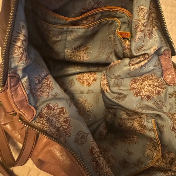 Hobo International Women’s Large Sheila Satchel Bag - Picture 5 of 12